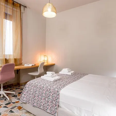 Apartament Book Now! A 1 Min Walk From Duomo Of